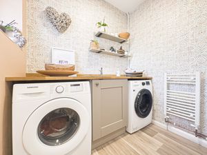 Photo 25- click for photo gallery